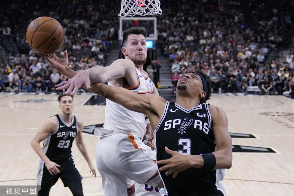 也突显了 也突显了