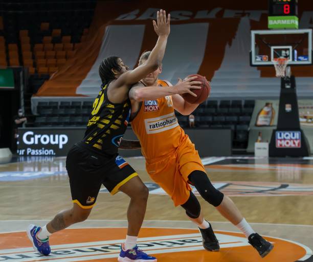 下滑至中游 下滑至中游