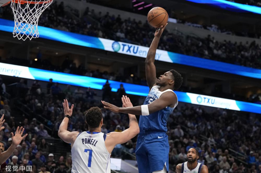 景也因此充 景也因此充